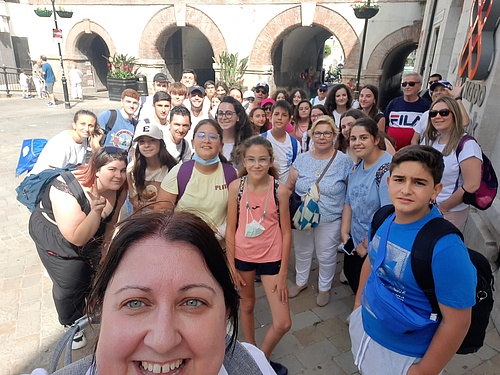 WhatsApp Image 2022-06-13 at 7.45.42 PM (2).jpeg